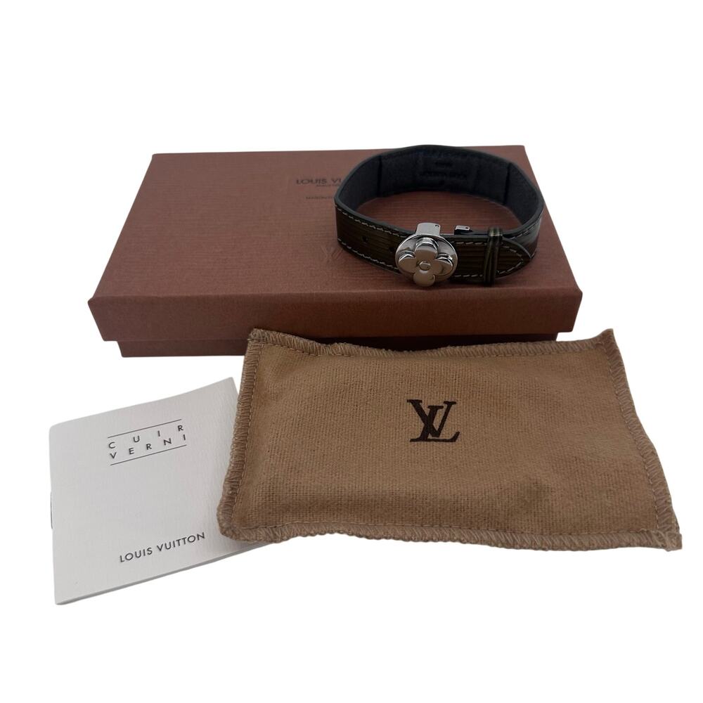 Louis Vuitton LV Cyber Epi Patent Leather Good Luck Bracelet Green Khaki Silver